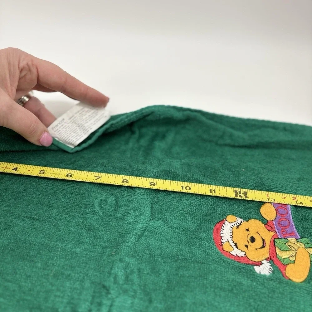 Vtg Lot Of 3 Green Christmas Finger Tip Hand Guest Towels Embroidered Noel‎ Pooh